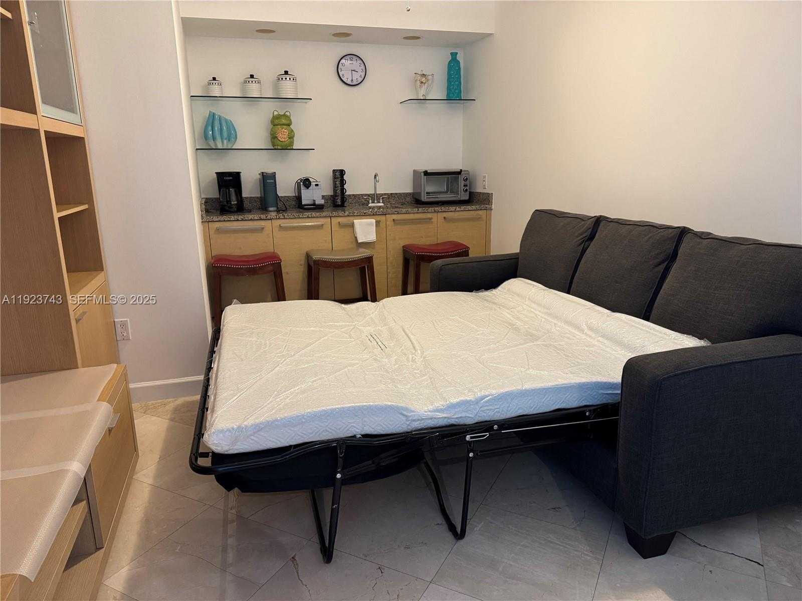 Small Image of 1830 SOUTH OCEAN DR #3303, Hallandale Beach Number 19