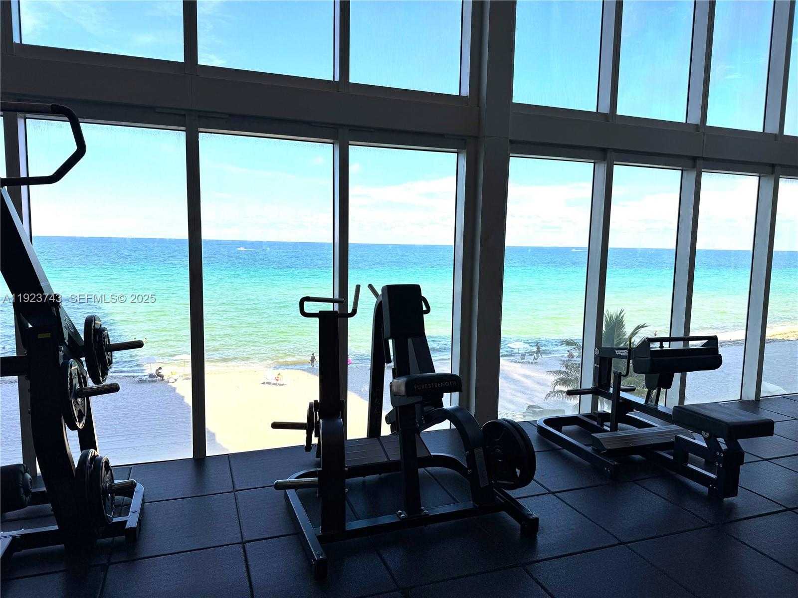 Small Image of 1830 SOUTH OCEAN DR #3303, Hallandale Beach Number 28