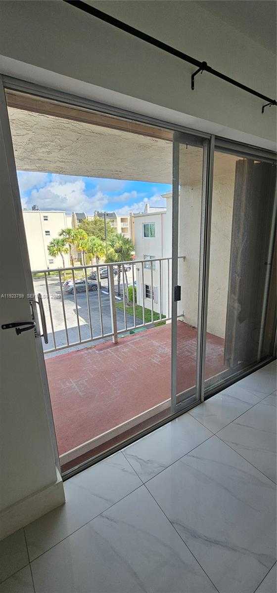 Small Image of 7775 SOUTH WEST 86TH ST #F1-301, Miami Number 8