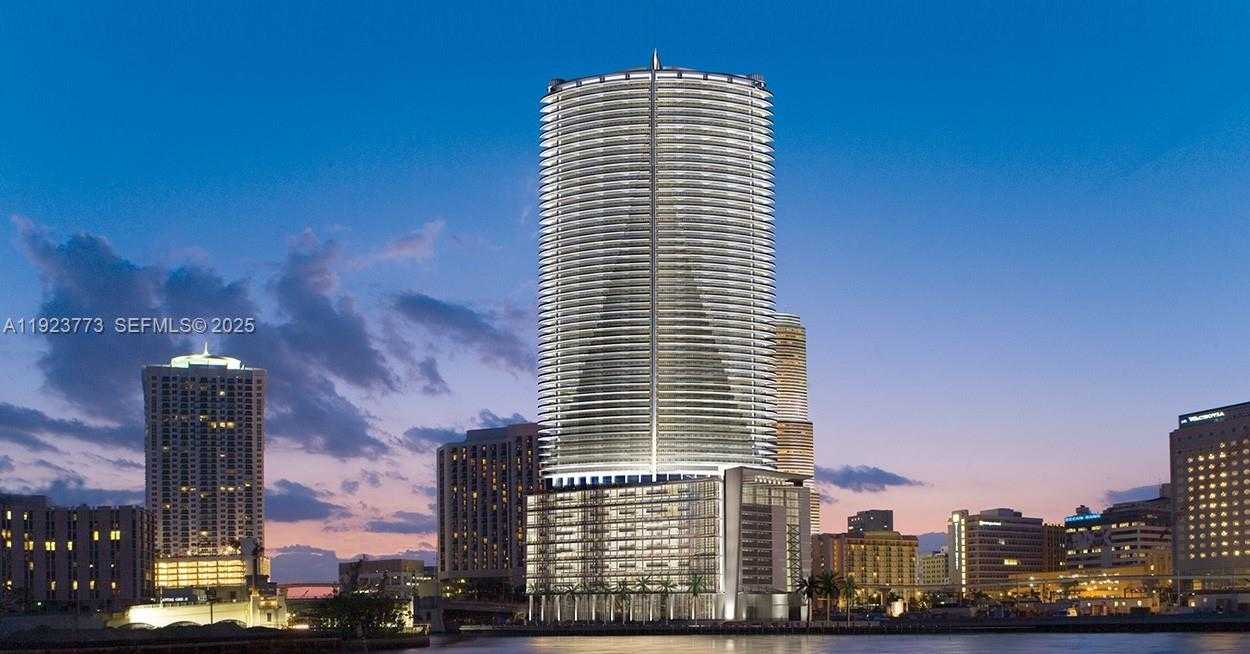 Small Image of 200 BISCAYNE BLVD WY #3309, Miami Number 1