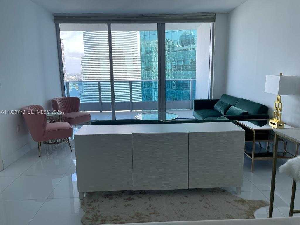 Small Image of 200 BISCAYNE BLVD WY #3309, Miami Number 4