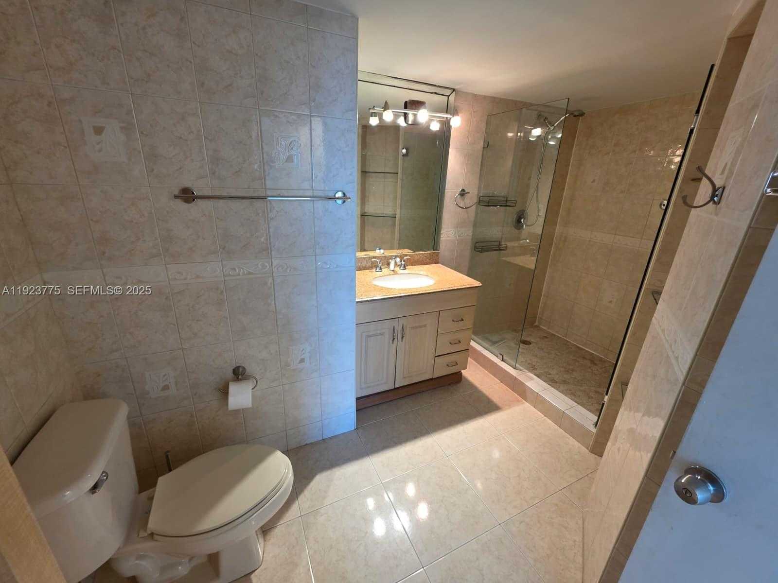 Small Image of 7135 COLLINS AVE #725, Miami Beach Number 10