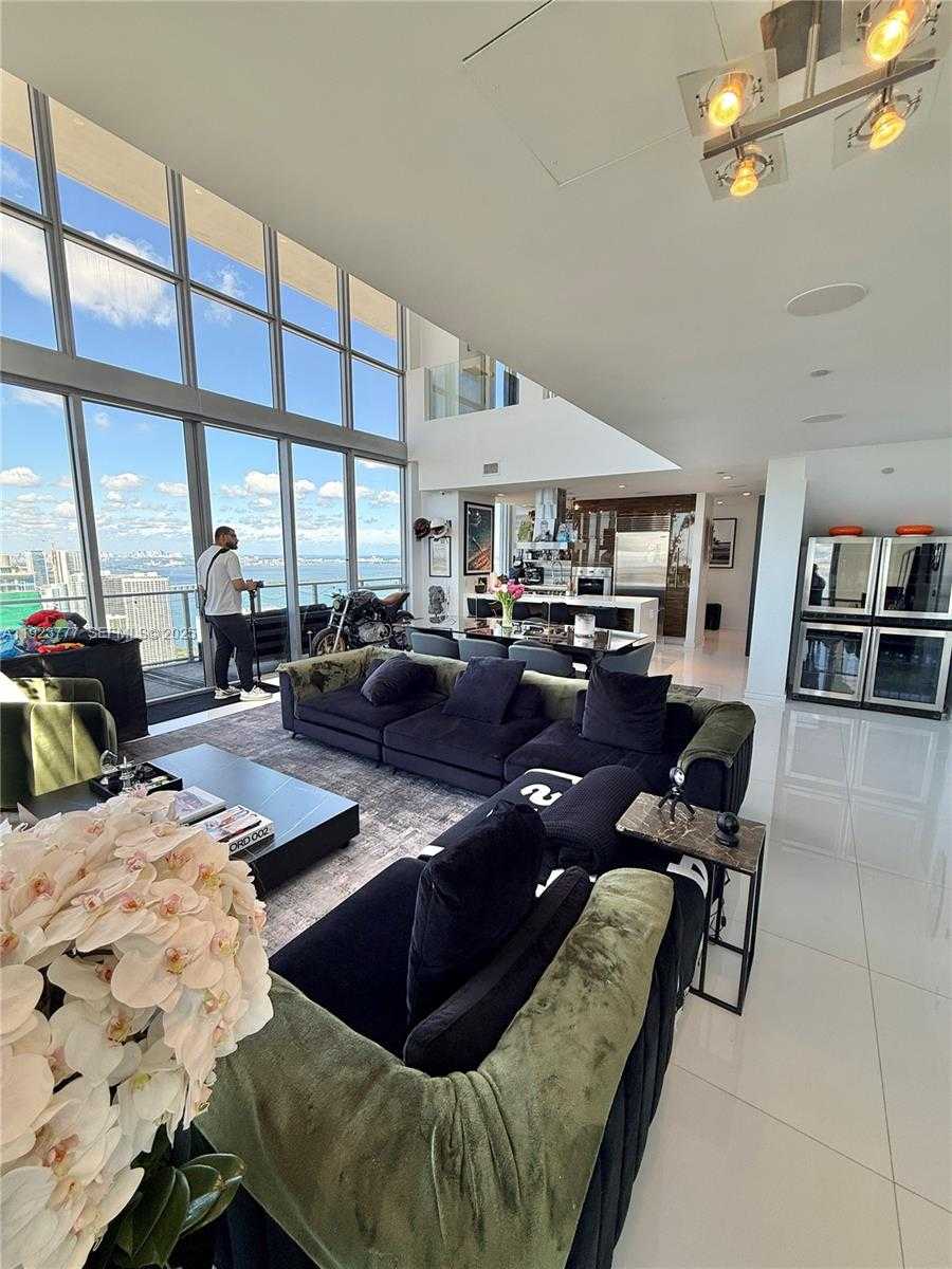 Small Image of 1100 BISCAYNE BLVD #6307, Miami Number 2