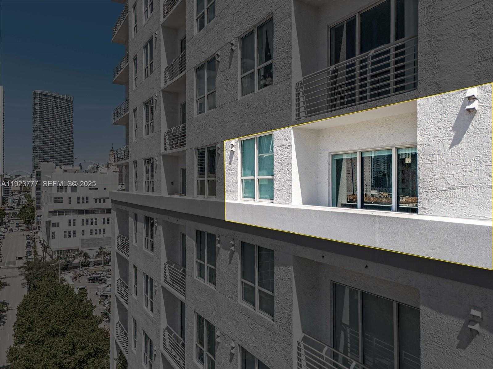 Small Image of 1100 BISCAYNE BLVD #6307, Miami Number 23