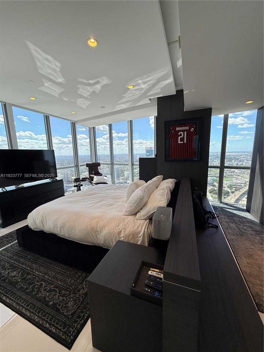 Small Image of 1100 BISCAYNE BLVD #6307, Miami Number 8