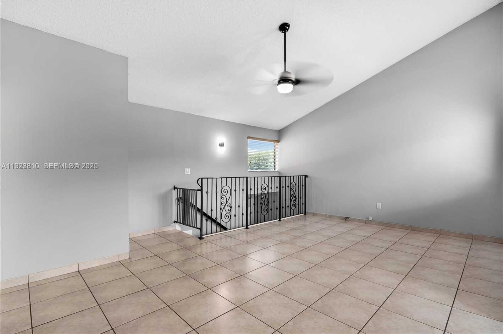 Small Image of 341 WEST PARK DR #203-15, Miami Number 10
