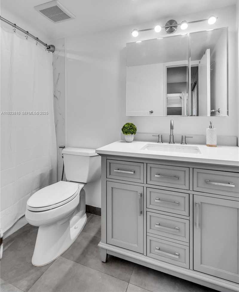 Small Image of 341 WEST PARK DR #203-15, Miami Number 19