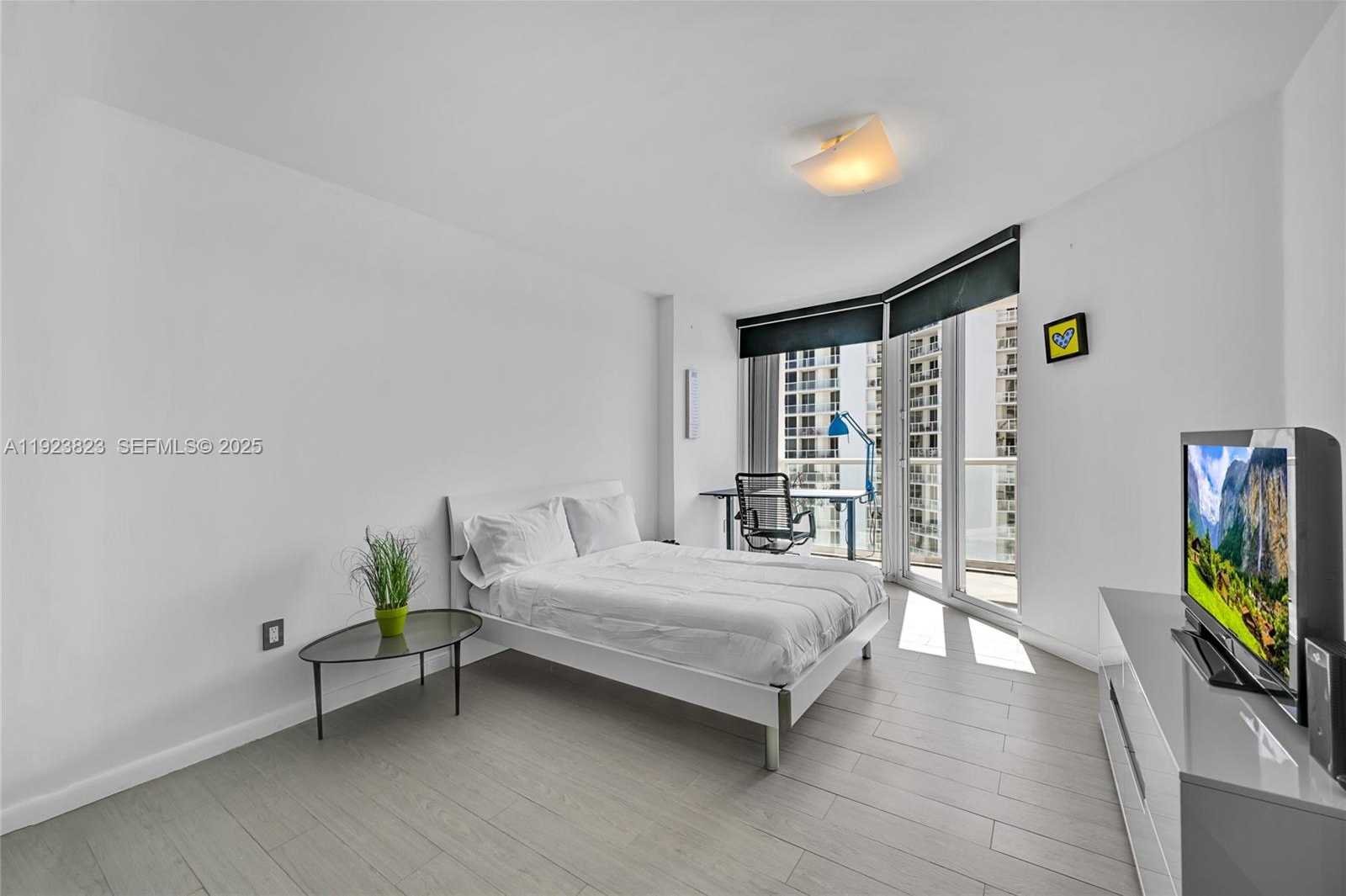 Small Image of 16445 COLLINS AVE #2228, Sunny Isles Beach Number 32