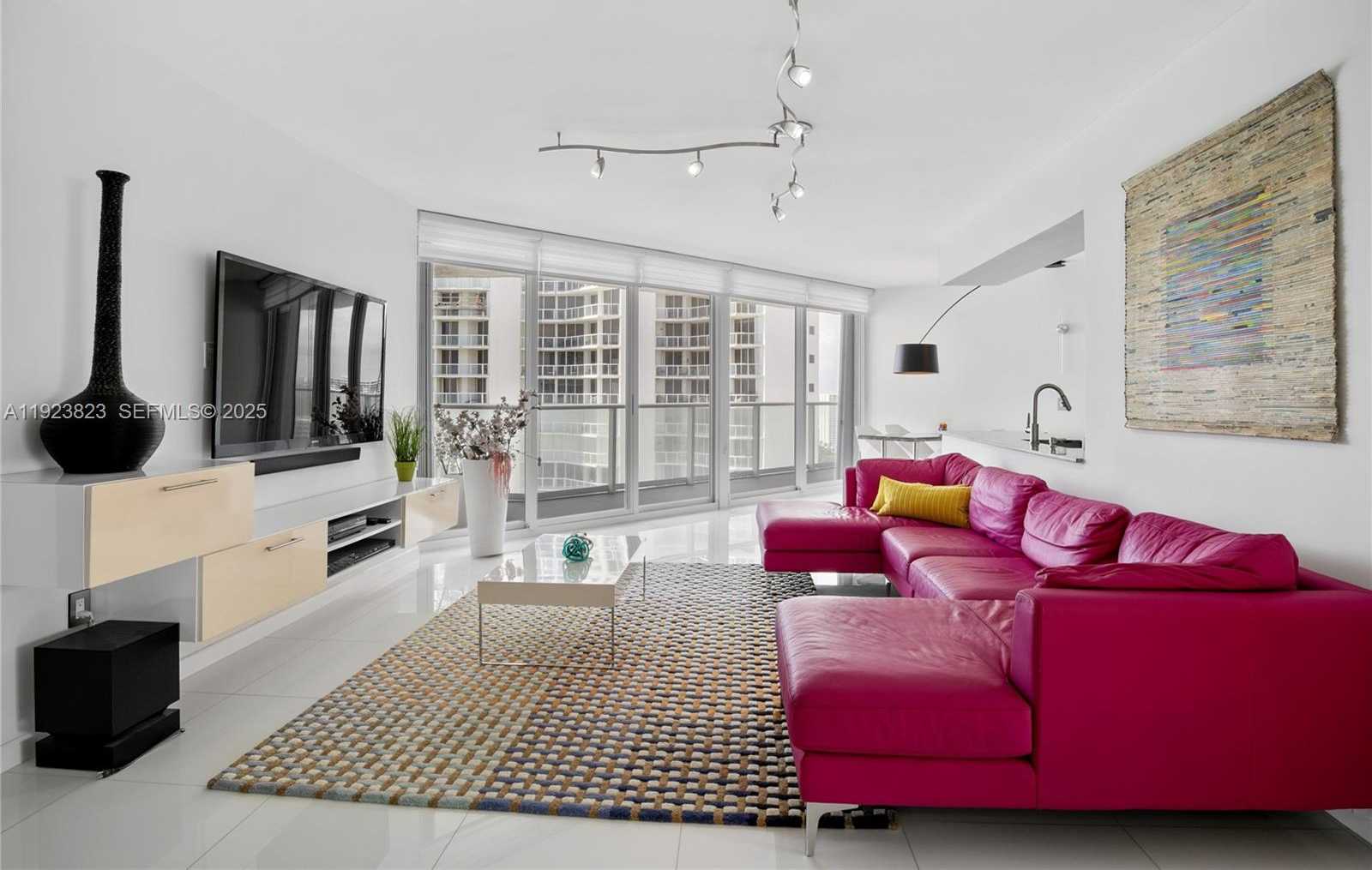 Small Image of 16445 COLLINS AVE #2228, Sunny Isles Beach Number 4