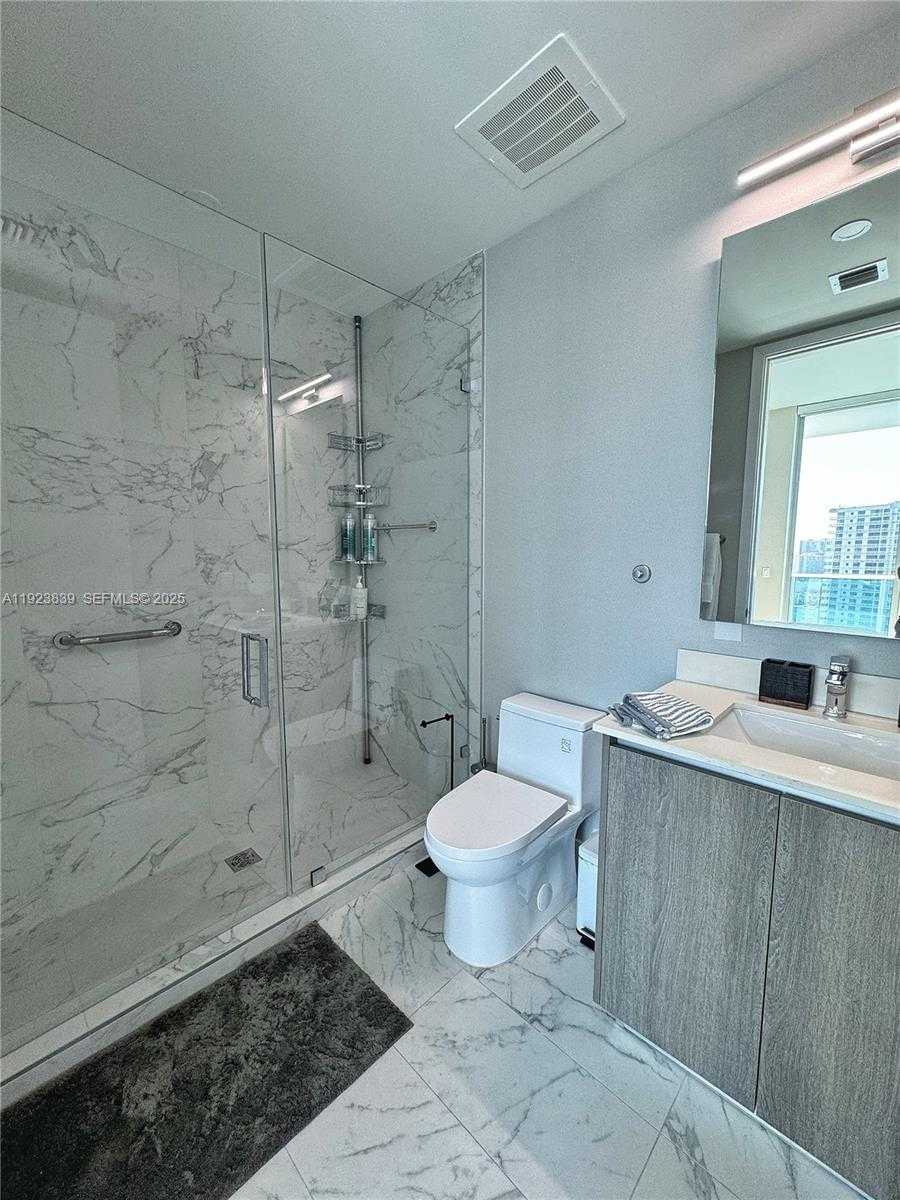 Small Image of 17550 COLLINS AVE #1401, Sunny Isles Beach Number 13
