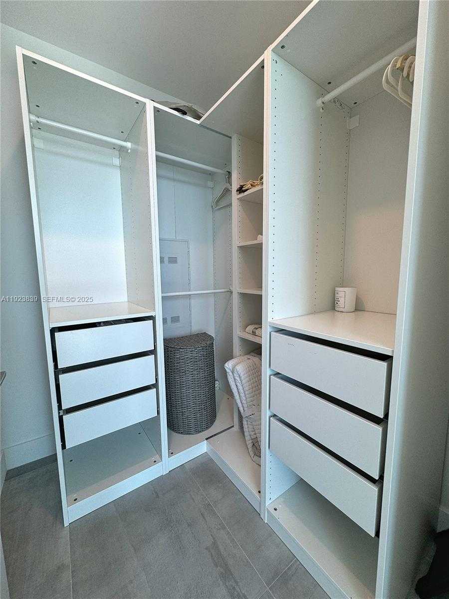 Small Image of 17550 COLLINS AVE #1401, Sunny Isles Beach Number 15