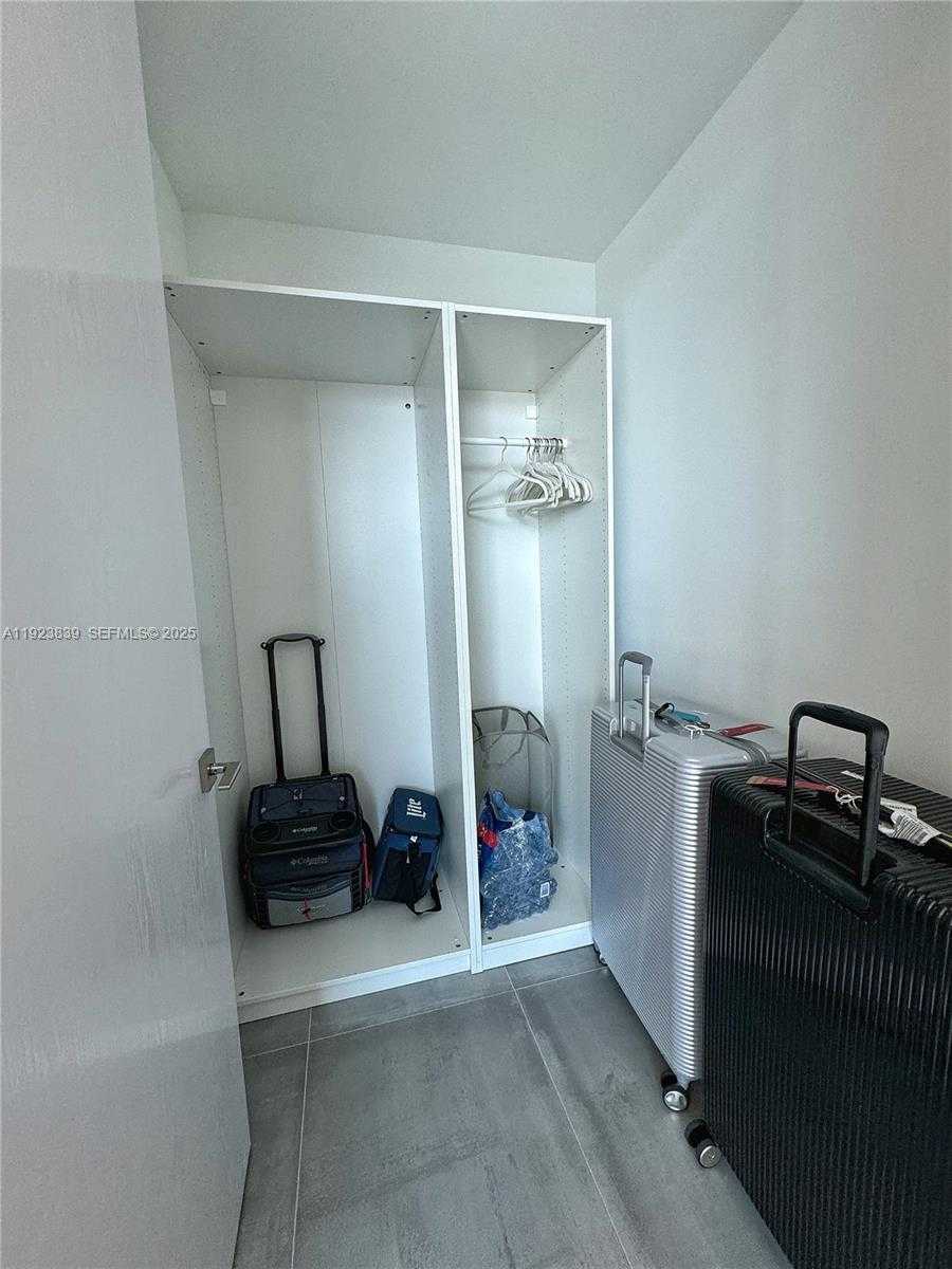 Small Image of 17550 COLLINS AVE #1401, Sunny Isles Beach Number 17