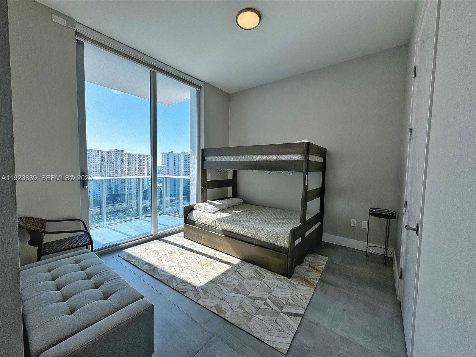 Small Image of 17550 COLLINS AVE #1401, Sunny Isles Beach Number 8