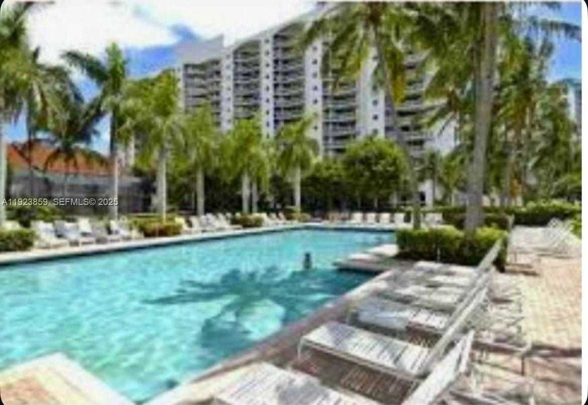 Small Image of 3610 YACHT CLUB DR #1503, Aventura Number 1