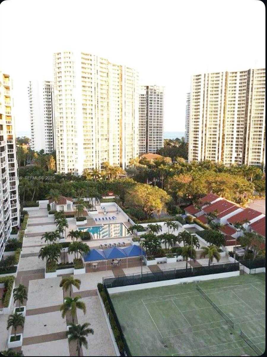 Small Image of 3610 YACHT CLUB DR #1503, Aventura Number 3