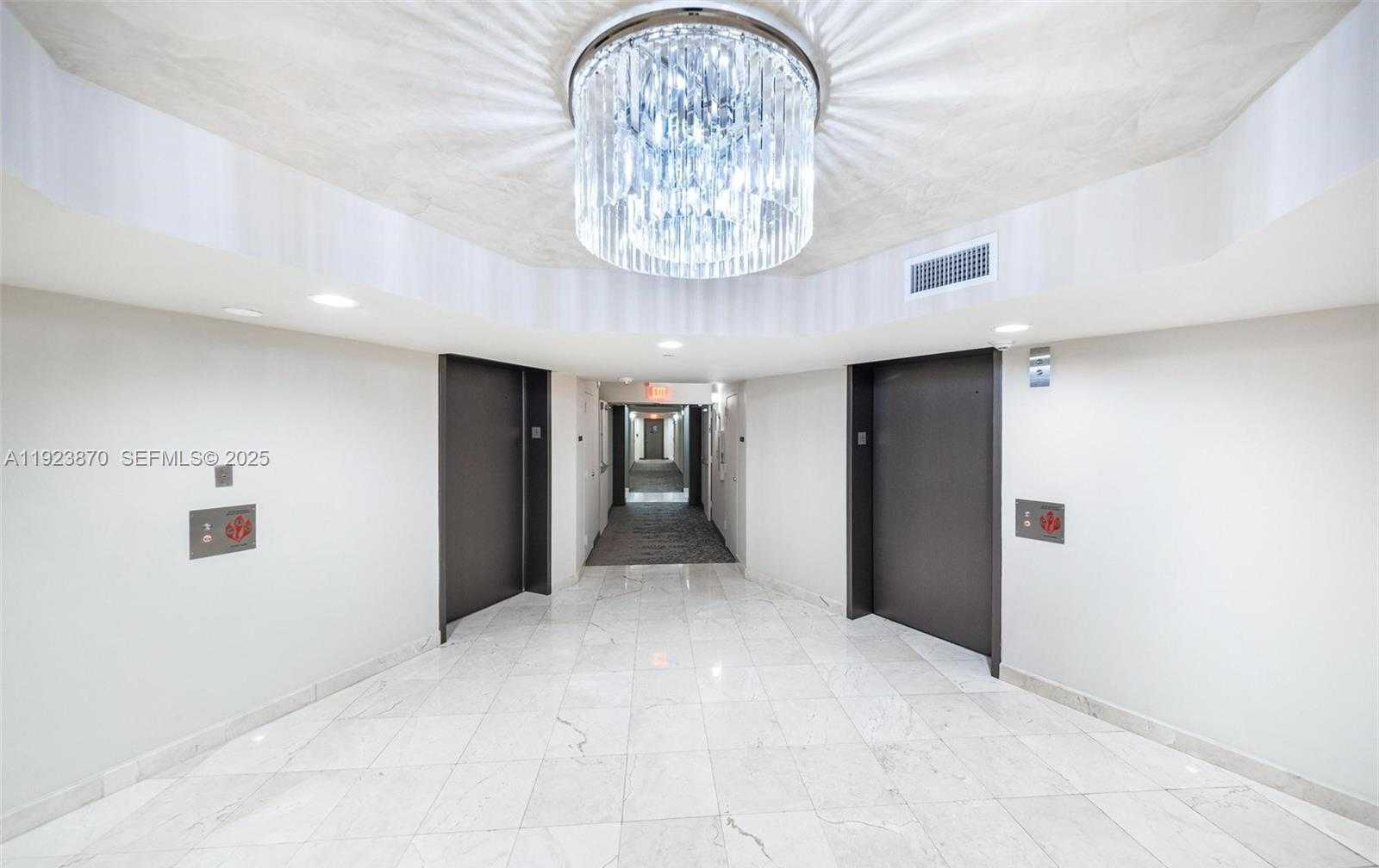 Imagen de Pequeño Objeto