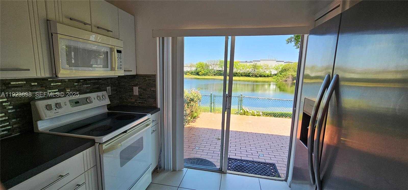 Small Image of 5675 NORTH WEST 109TH AVE #34, Doral Number 6