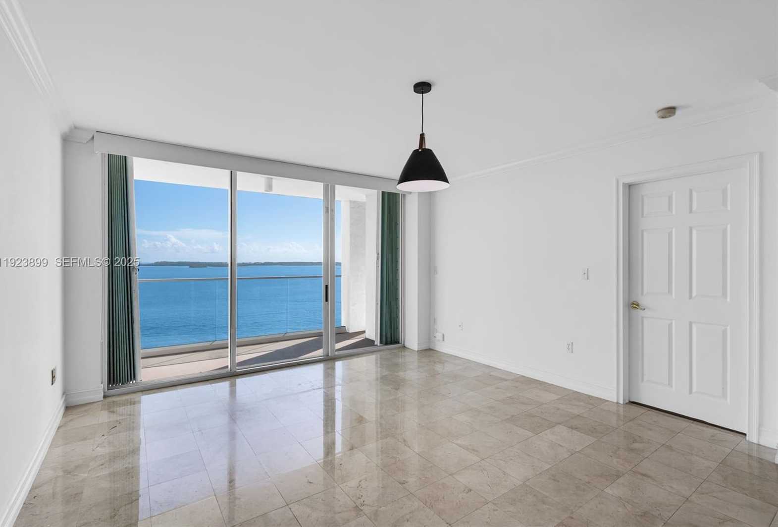Small Image of 800 CLAUGHTON ISLAND DR #1202, Miami Number 11