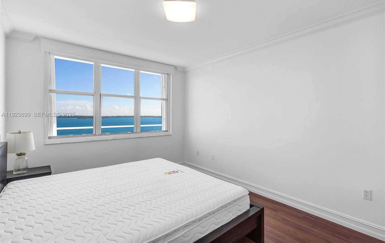 Small Image of 800 CLAUGHTON ISLAND DR #1202, Miami Number 15