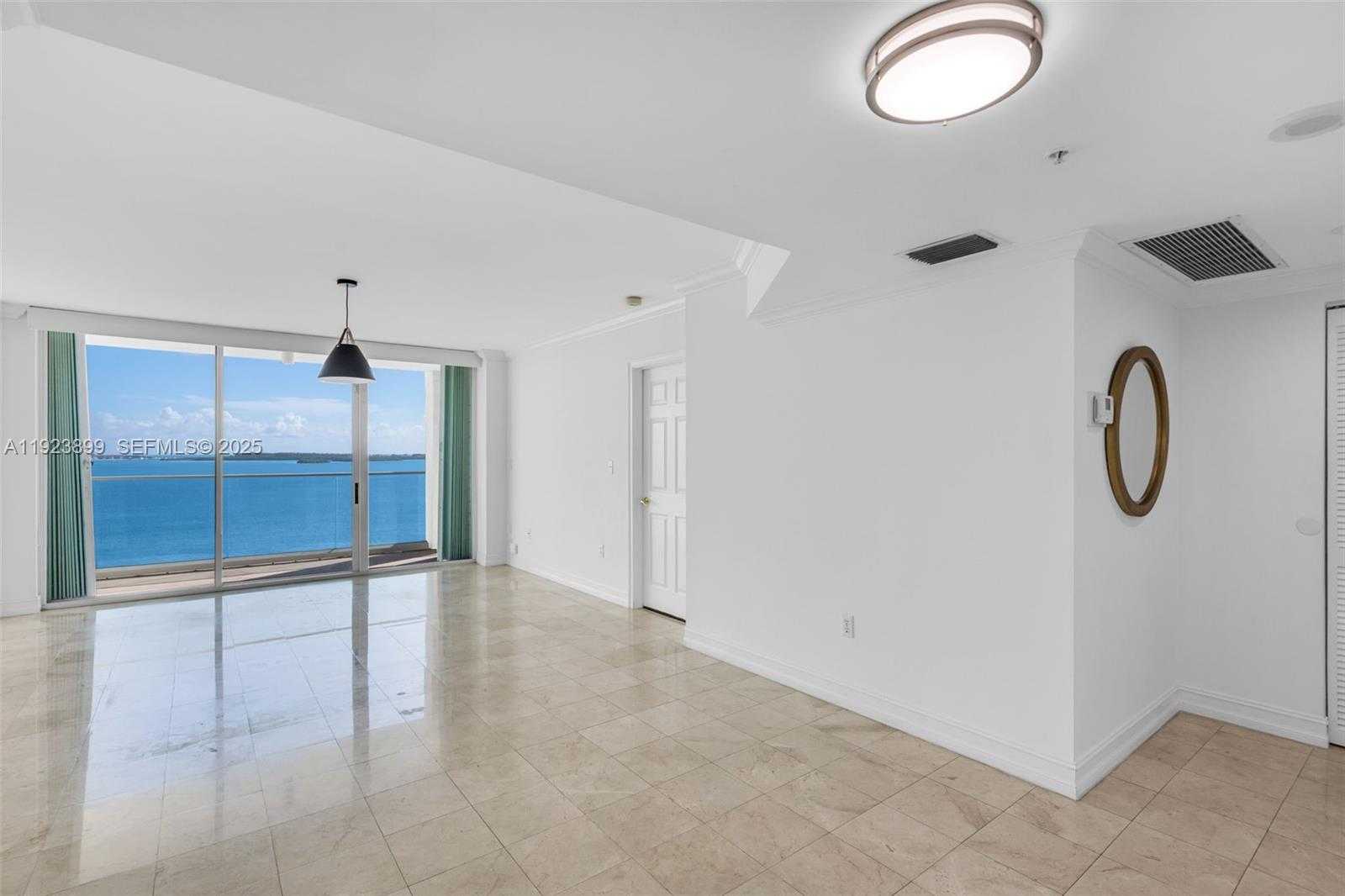 Small Image of 800 CLAUGHTON ISLAND DR #1202, Miami Number 17