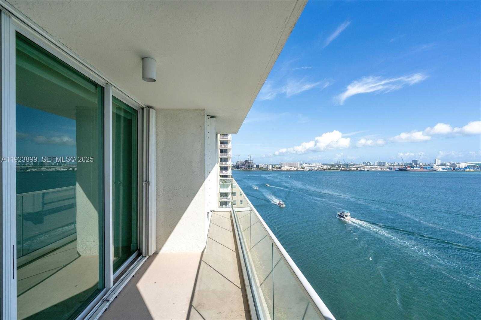 Small Image of 800 CLAUGHTON ISLAND DR #1202, Miami Number 8