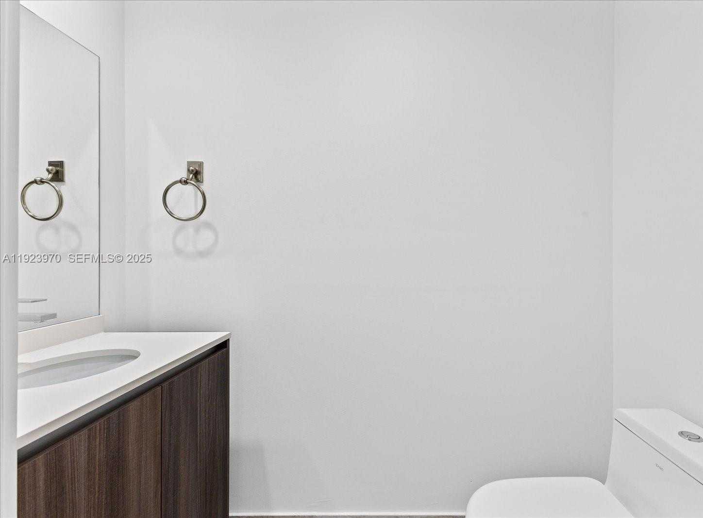 Small Image of 488 NORTH EAST 18 #4102, Miami Number 11