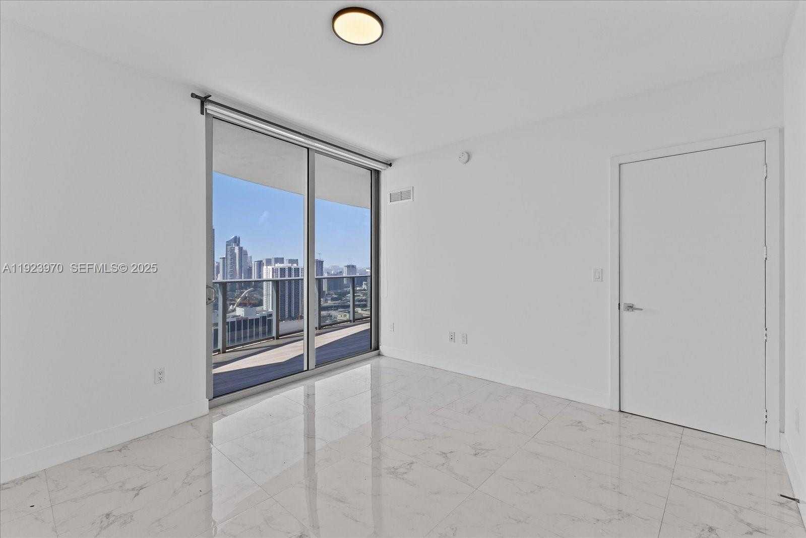 Small Image of 488 NORTH EAST 18 #4102, Miami Number 17