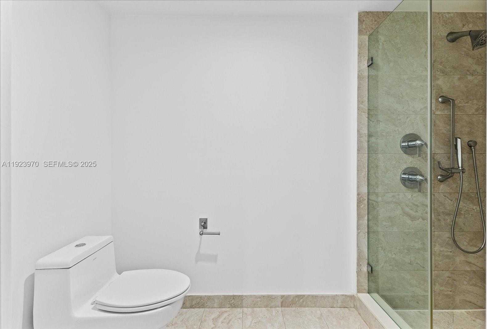 Small Image of 488 NORTH EAST 18 #4102, Miami Number 19