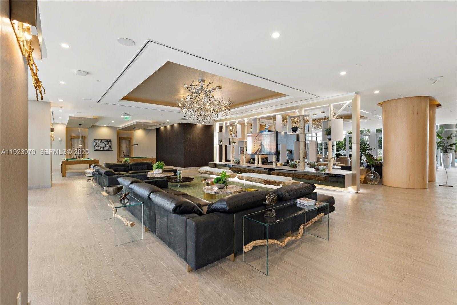 Small Image of 488 NORTH EAST 18 #4102, Miami Number 23