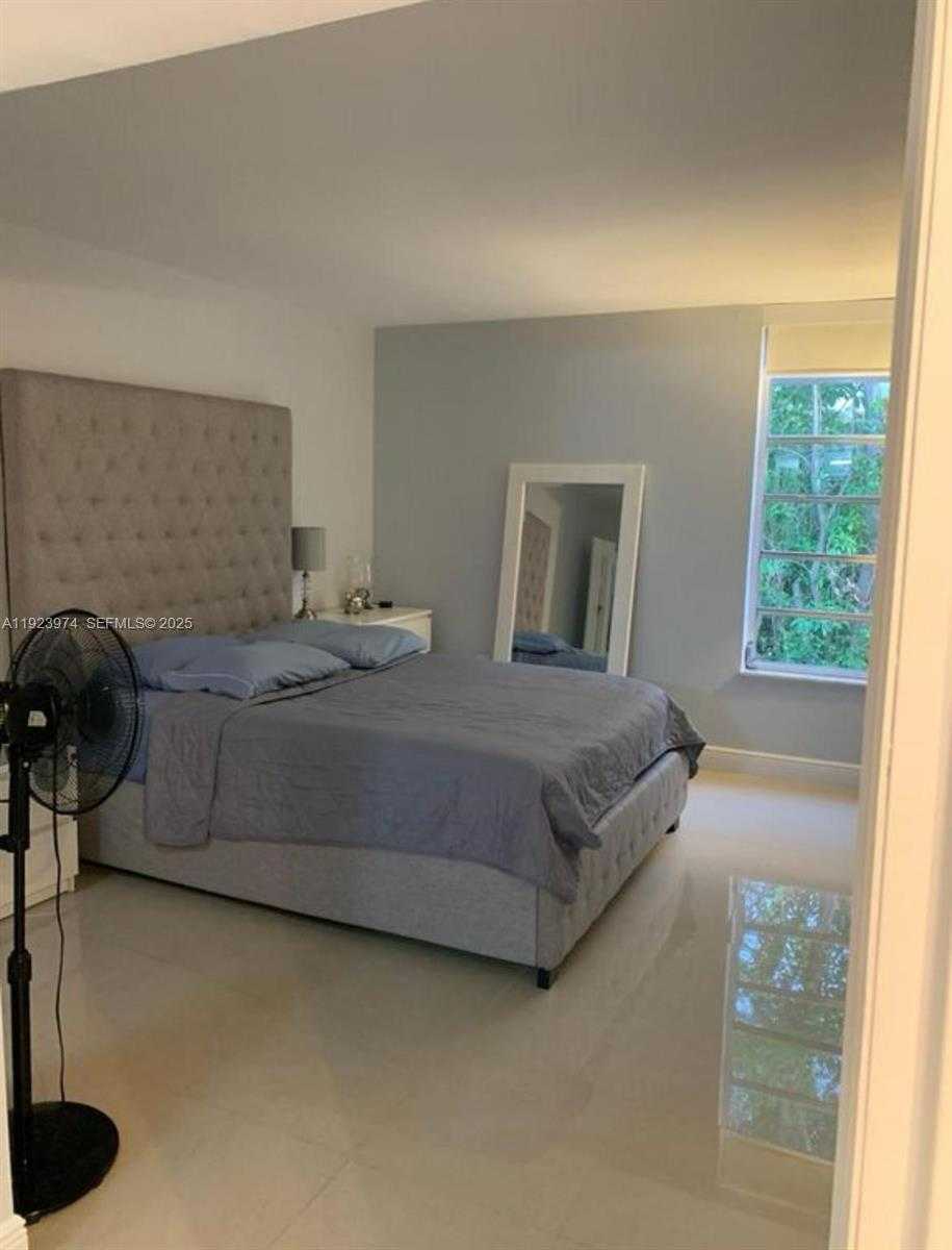 Small Image of 8810 FONTAINEBLEAU BLVD #217, Miami Number 11