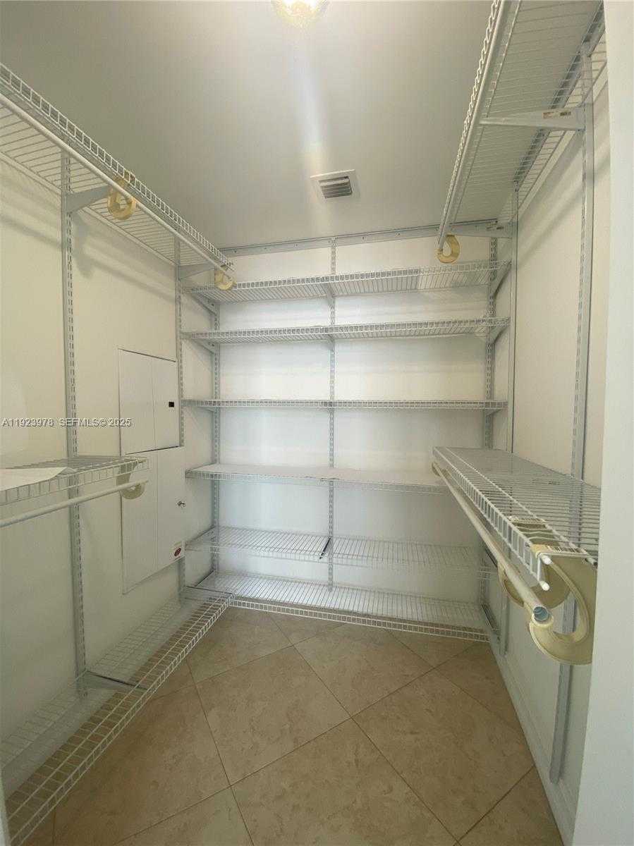 Small Image of 185 SOUTH WEST 7TH ST #3607, Miami Number 12