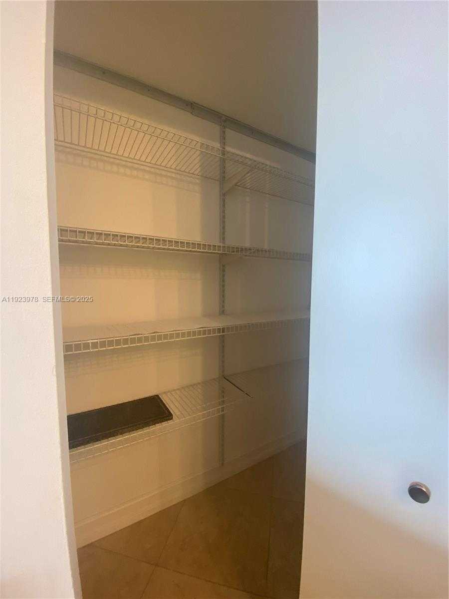 Small Image of 185 SOUTH WEST 7TH ST #3607, Miami Number 7