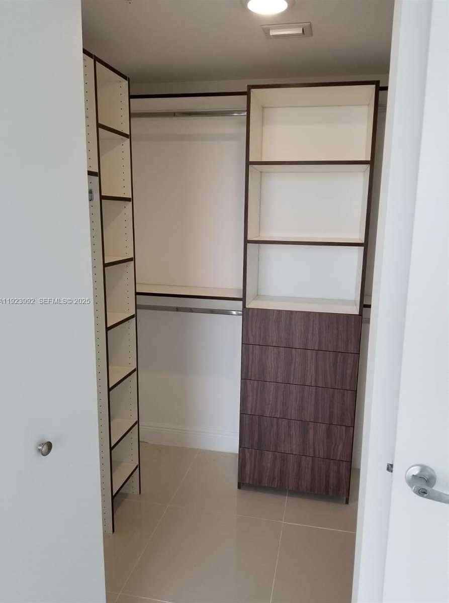 Small Image of 1861 NORTH WEST S RIVER DR #A09, Miami Number 13