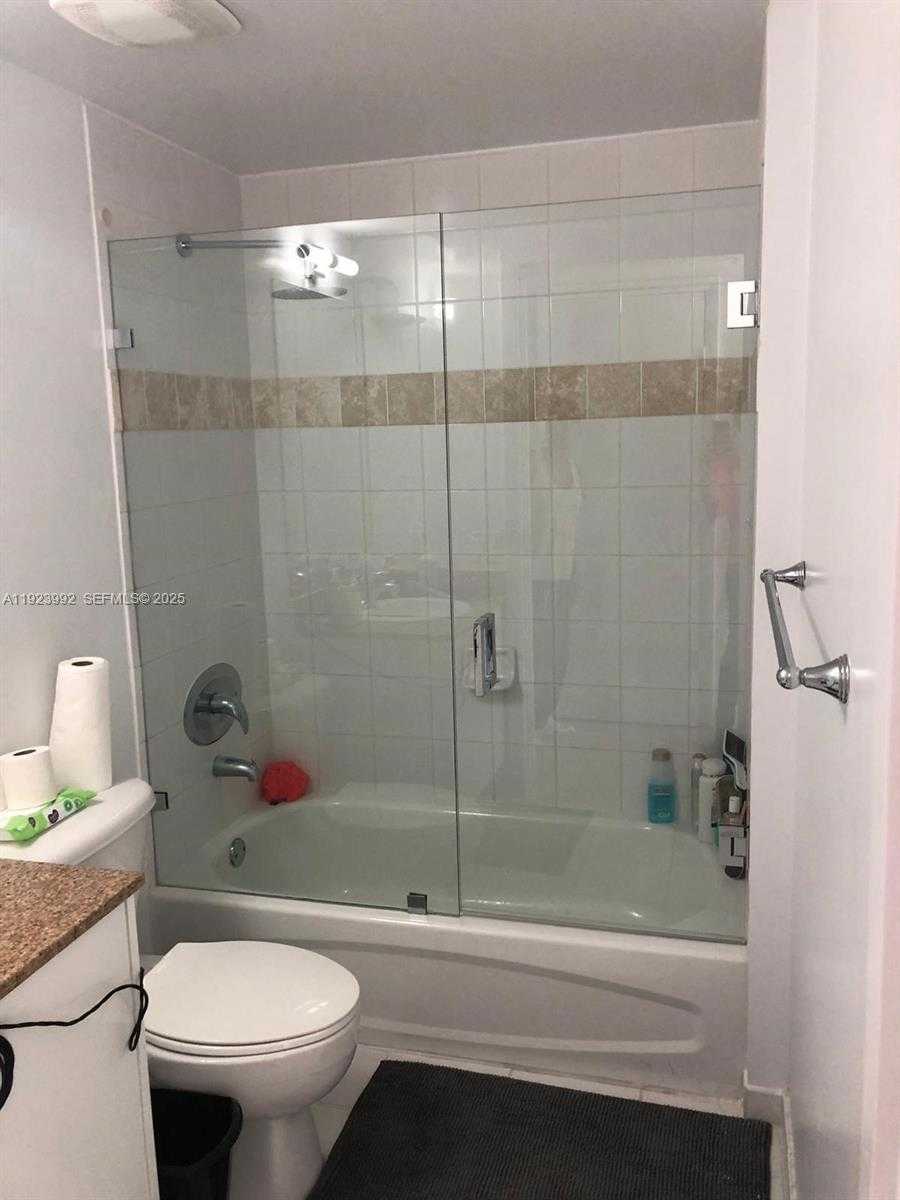 Small Image of 1861 NORTH WEST S RIVER DR #A09, Miami Number 25