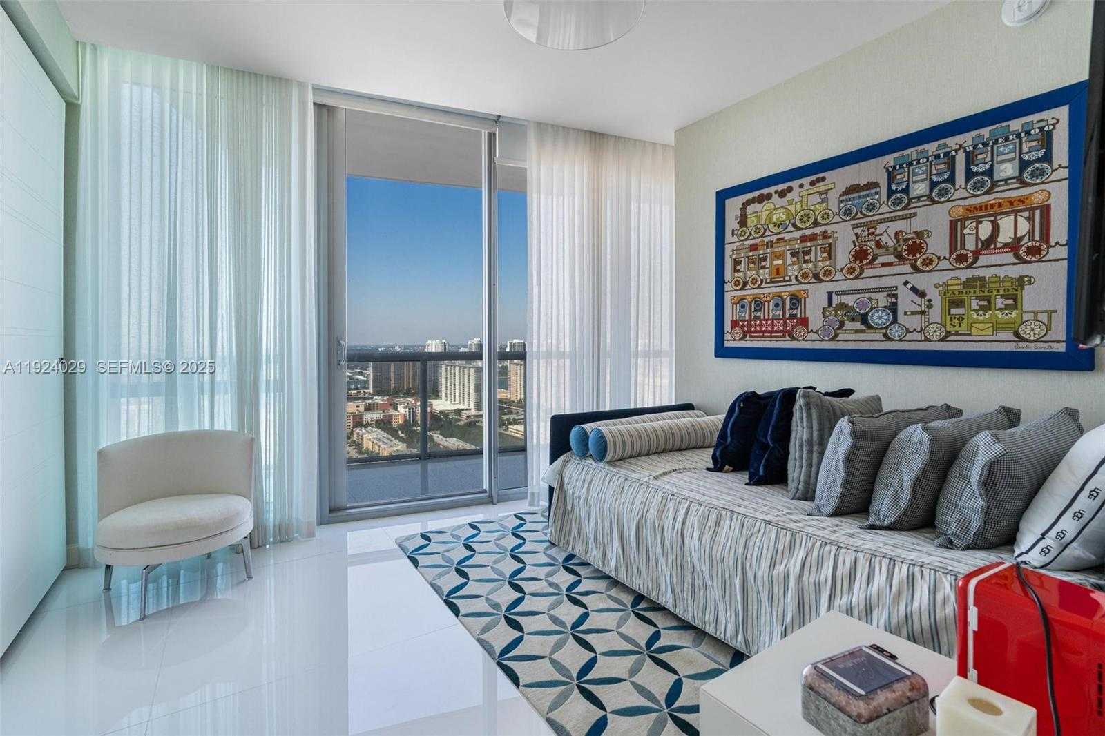Small Image of 17121 COLLINS AVE #3201, Sunny Isles Beach Number 23