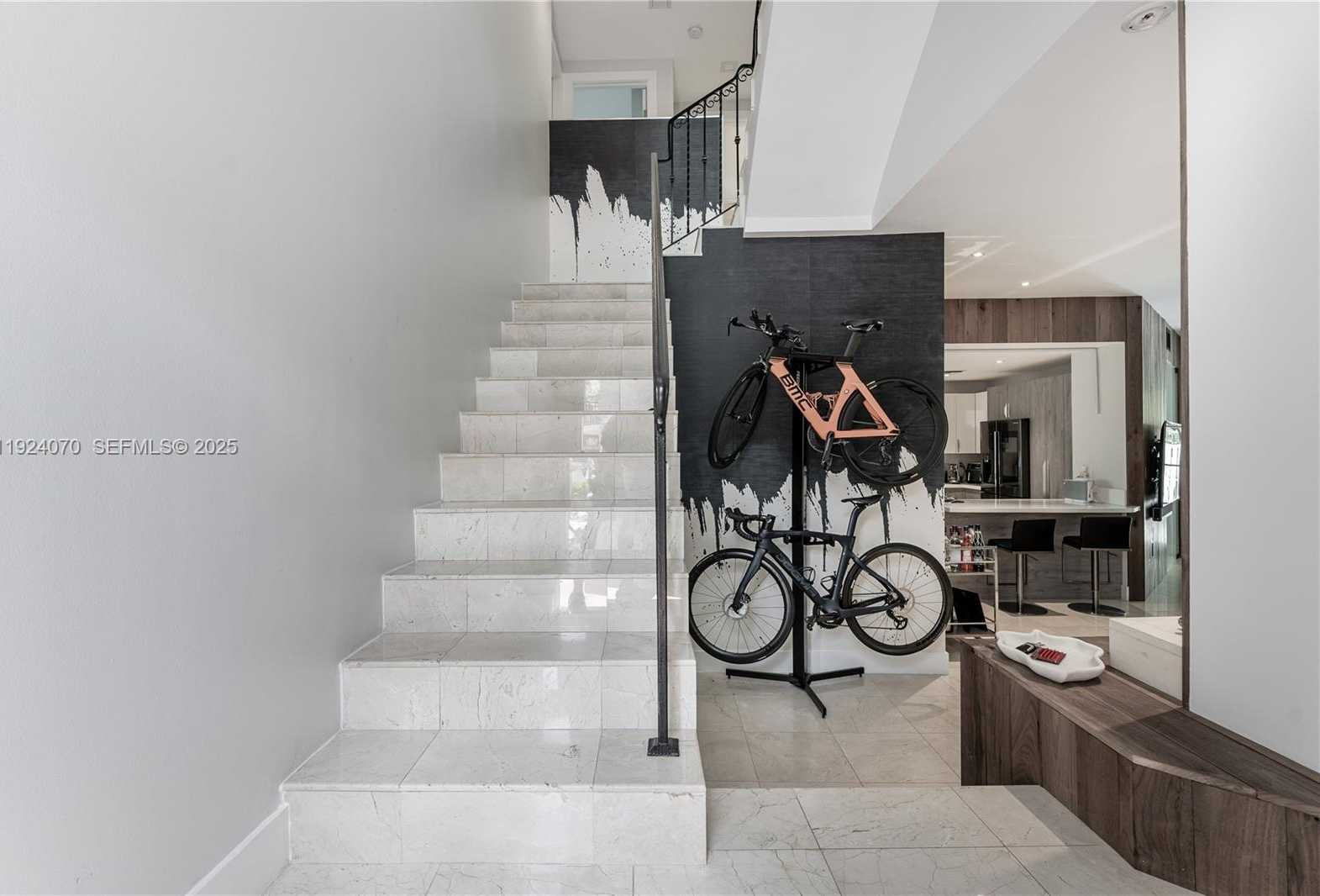 Small Image of 18460 NORTH EAST 30TH AVE #18460, Aventura Number 24