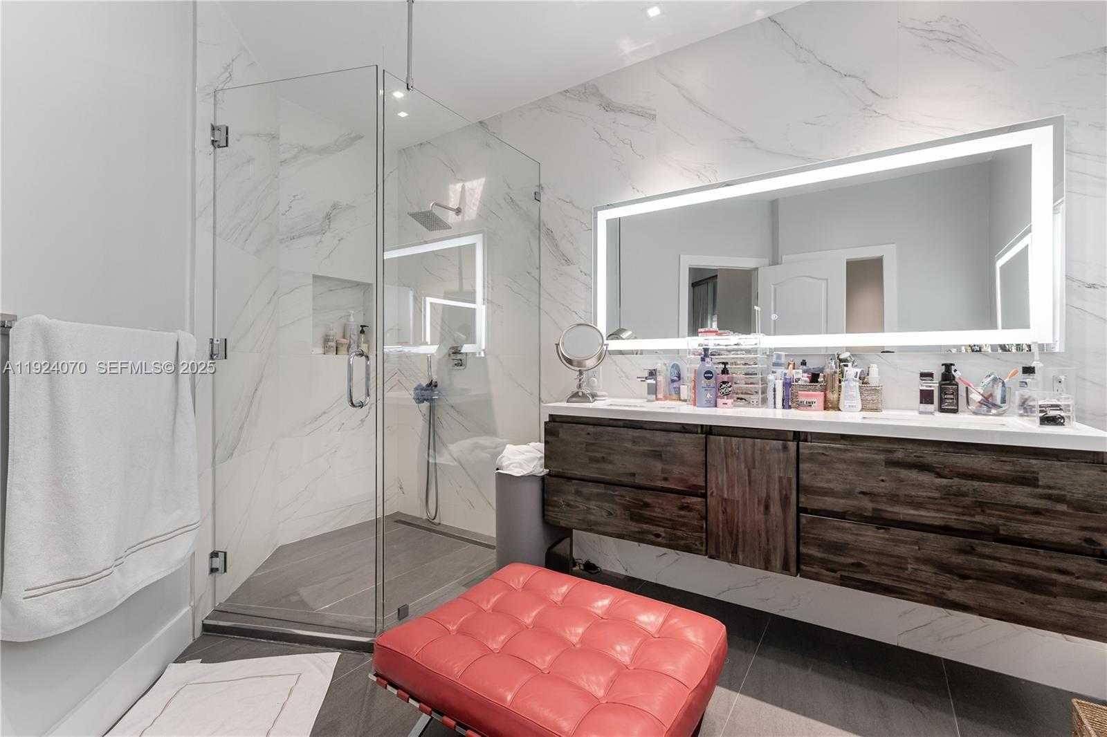 Small Image of 18460 NORTH EAST 30TH AVE #18460, Aventura Number 25