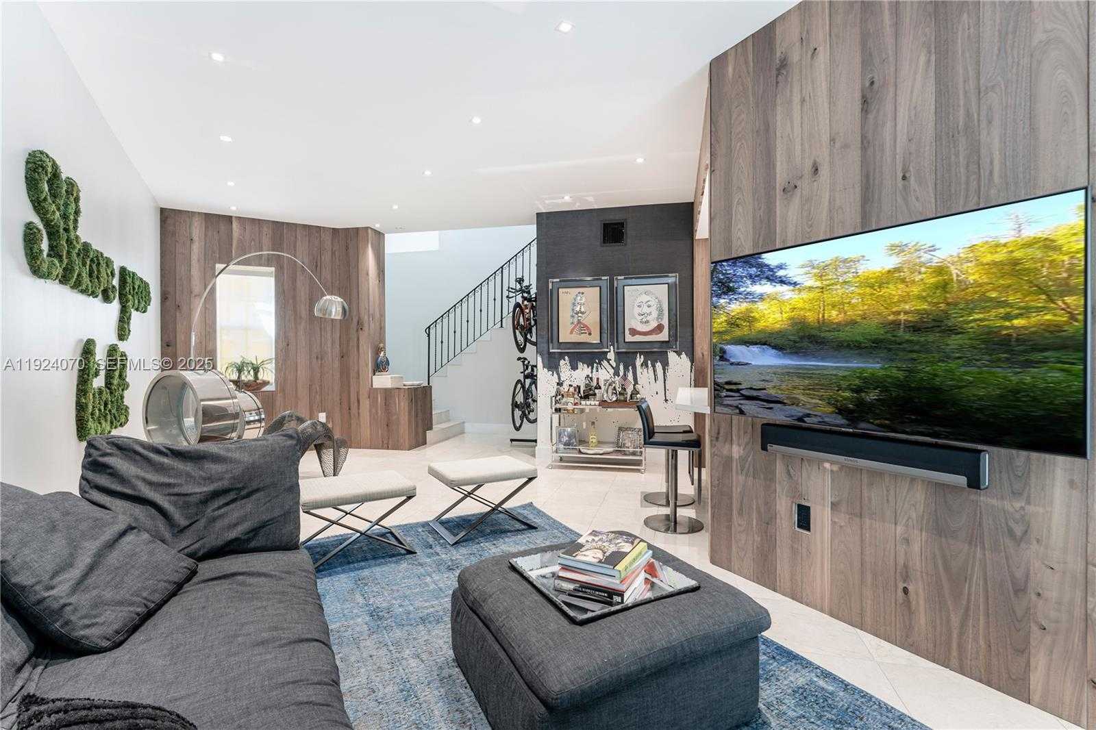 Small Image of 18460 NORTH EAST 30TH AVE #18460, Aventura Number 32