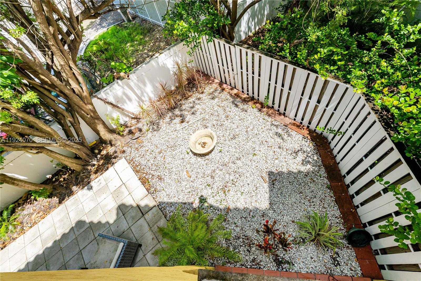 Small Image of 18460 NORTH EAST 30TH AVE #18460, Aventura Number 35