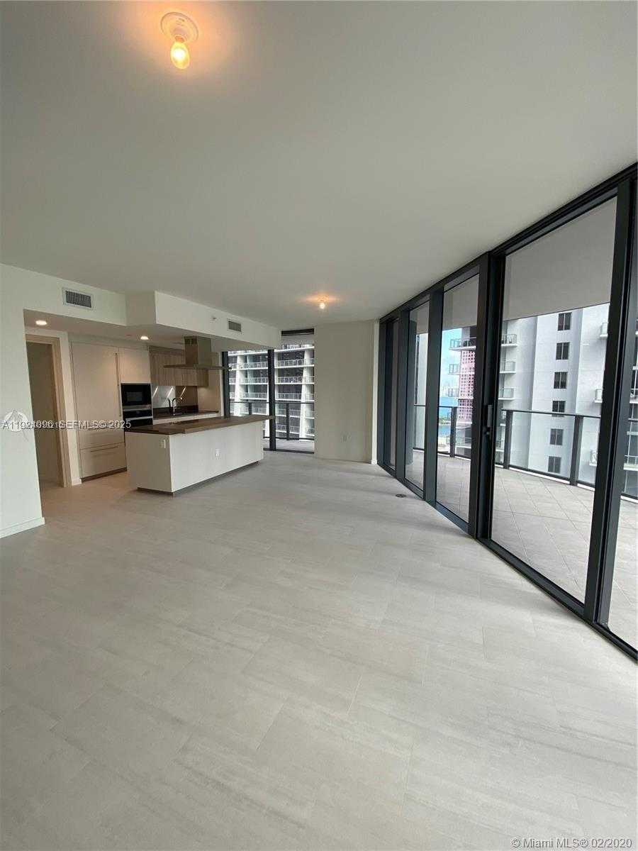 Small Image of 1000 BRICKELL PLAZA #3501, Miami Number 6