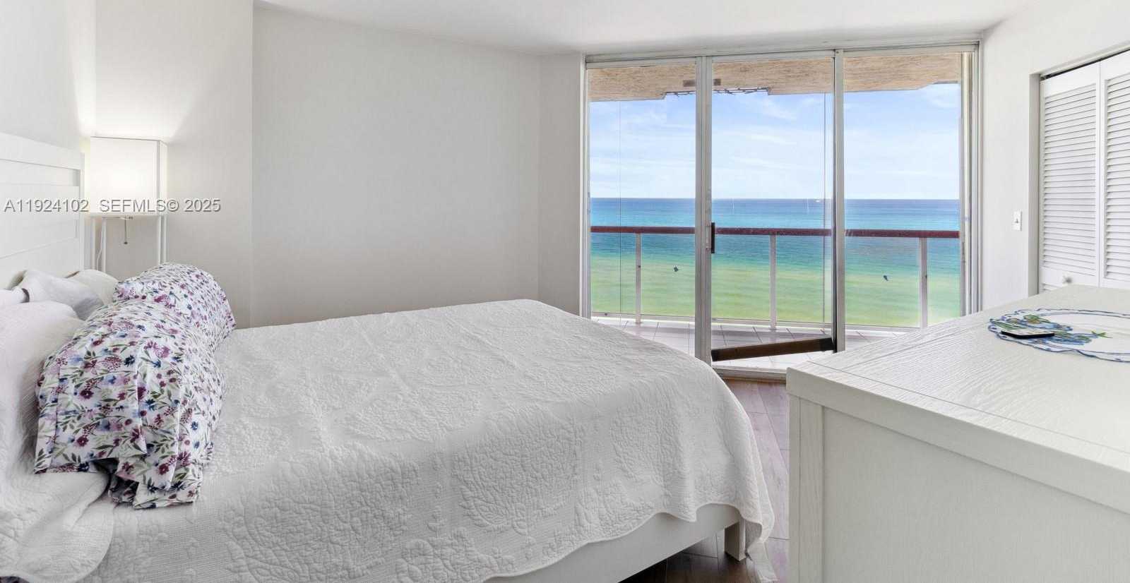 Small Image of 6767 COLLINS AVE #909, Miami Beach Number 10