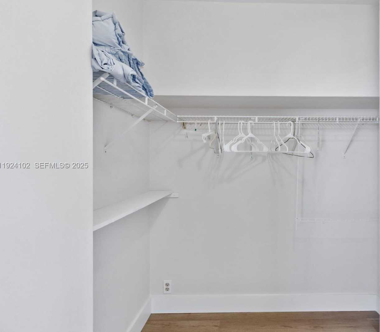 Small Image of 6767 COLLINS AVE #909, Miami Beach Number 11