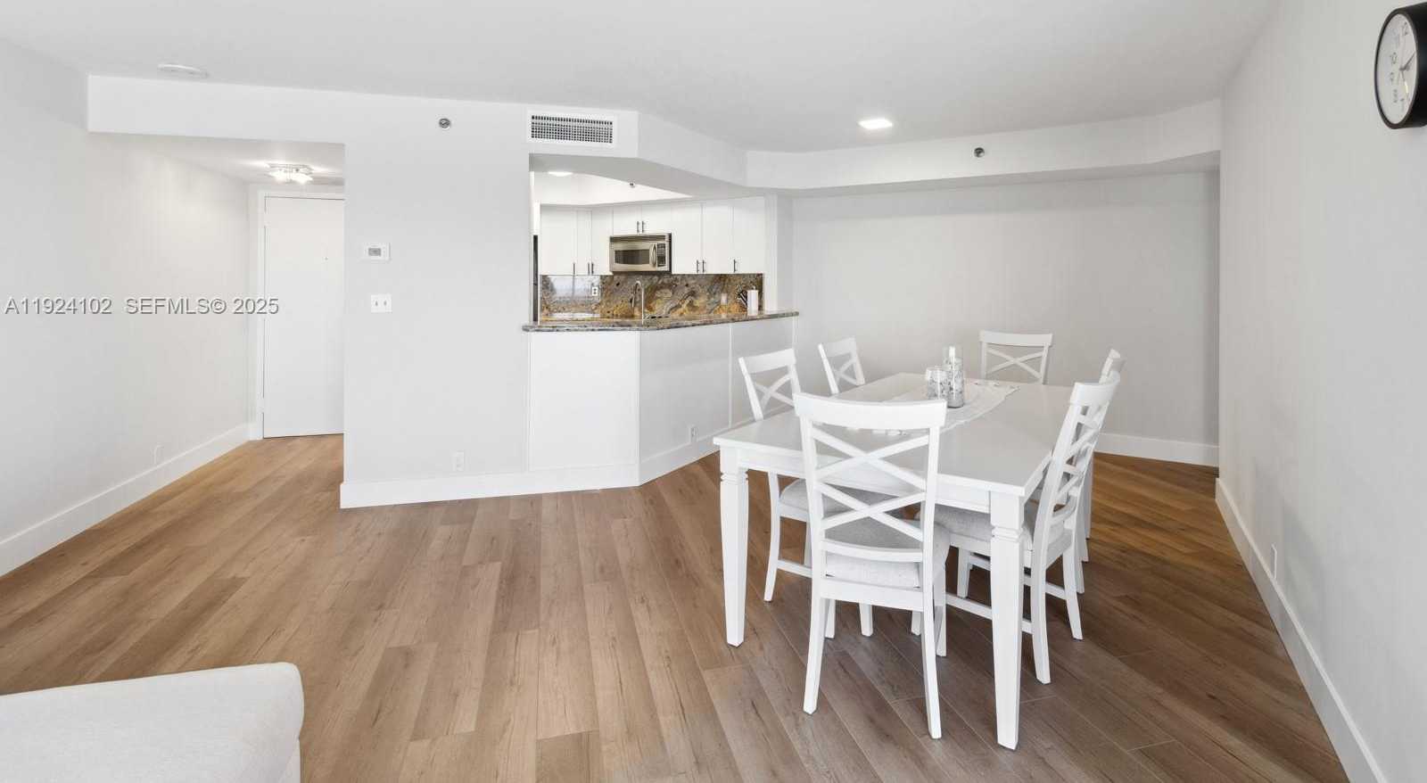 Small Image of 6767 COLLINS AVE #909, Miami Beach Number 6