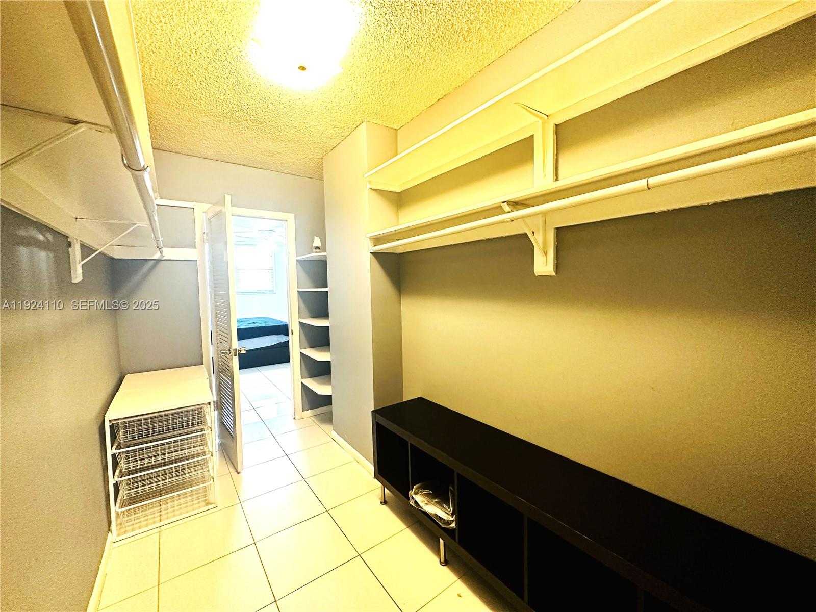 Imagen de Pequeño Objeto