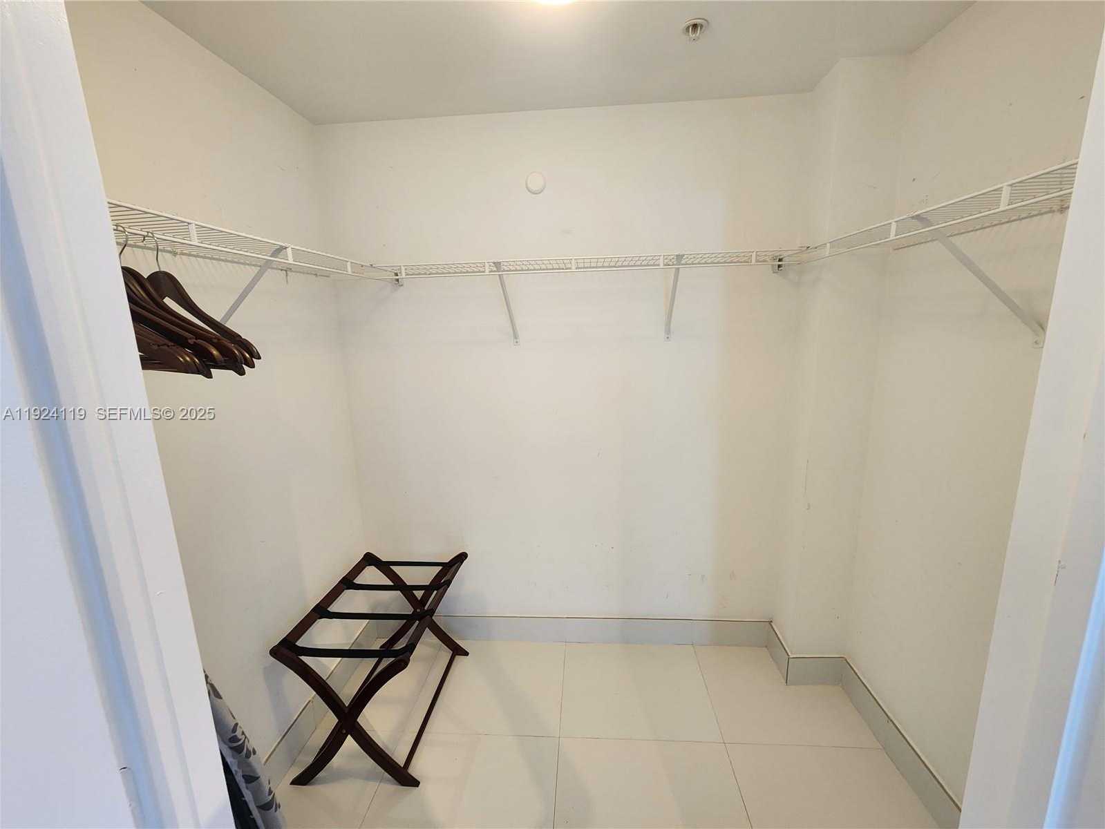 Small Image of 244 BISCAYNE BLVD #3006, Miami Number 10