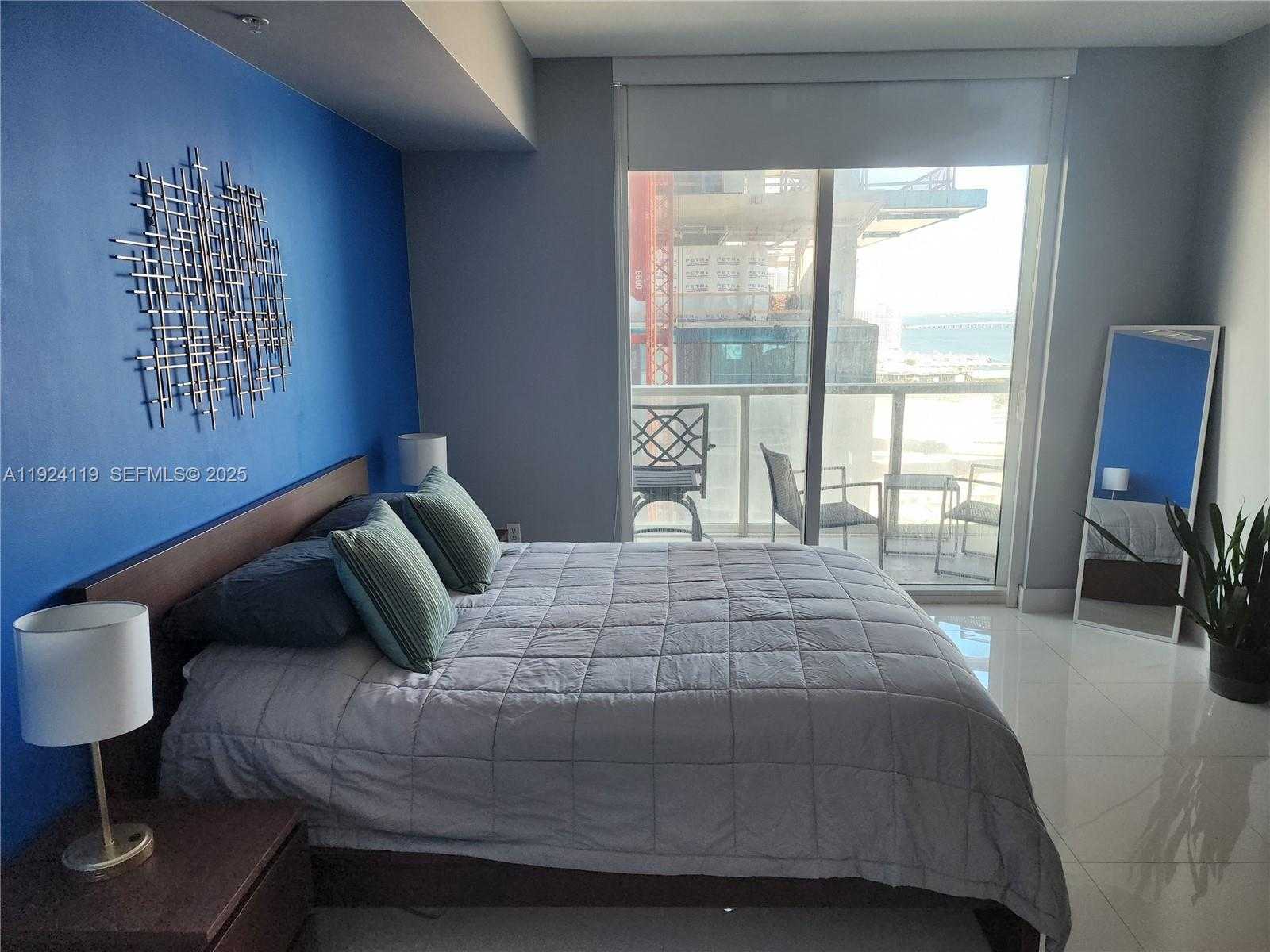 Small Image of 244 BISCAYNE BLVD #3006, Miami Number 9