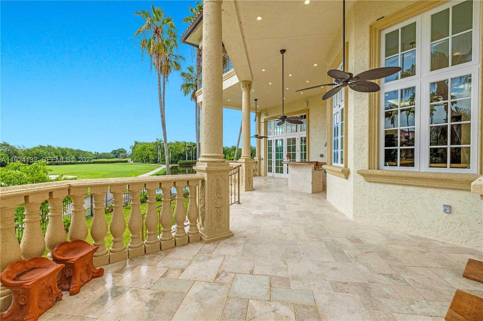 Imagen de Pequeño Objeto