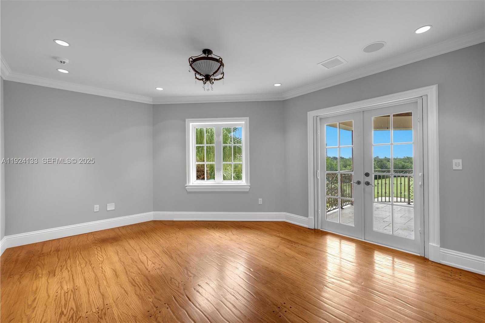 Imagen de Pequeño Objeto