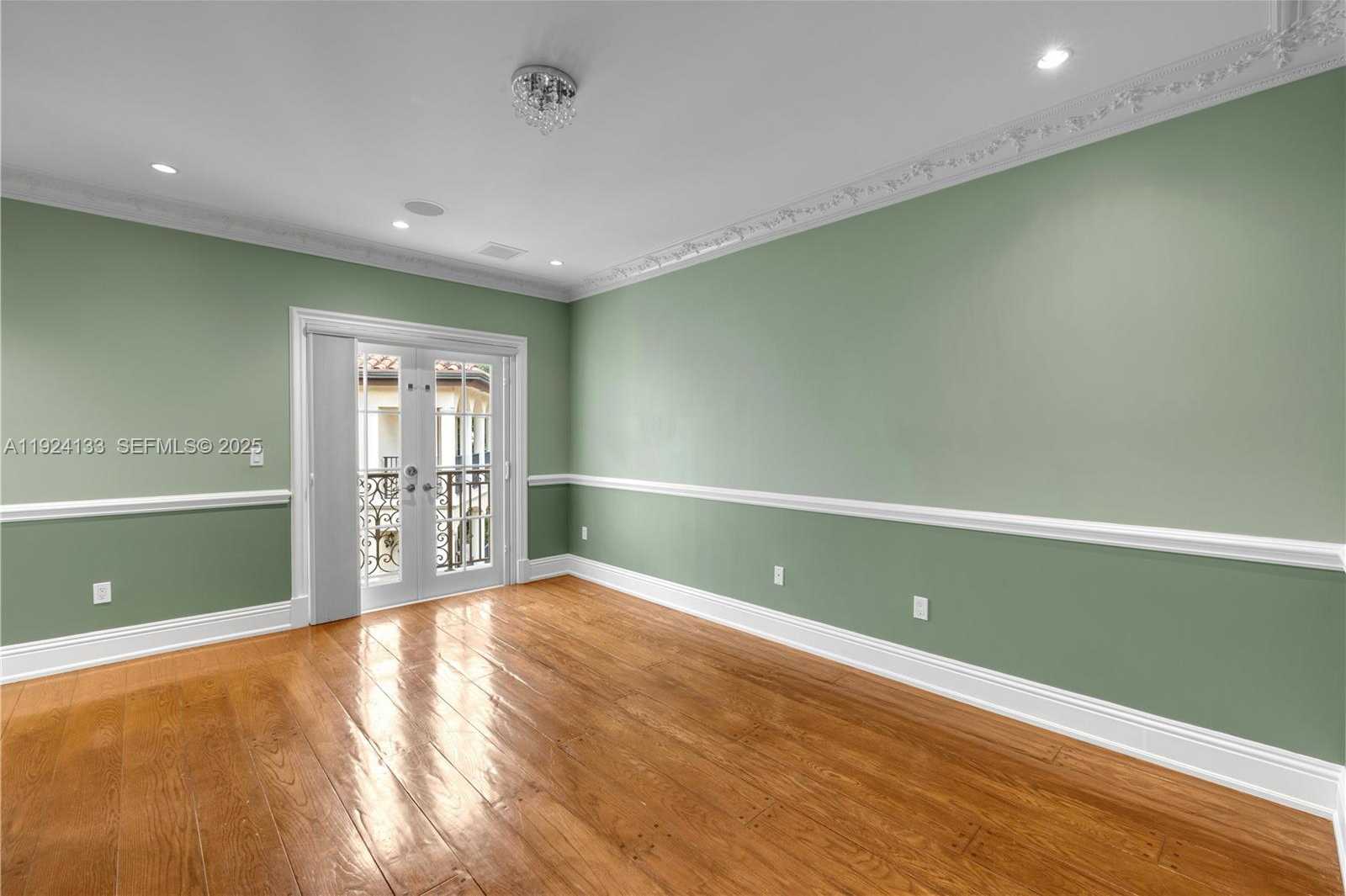 Imagen de Pequeño Objeto