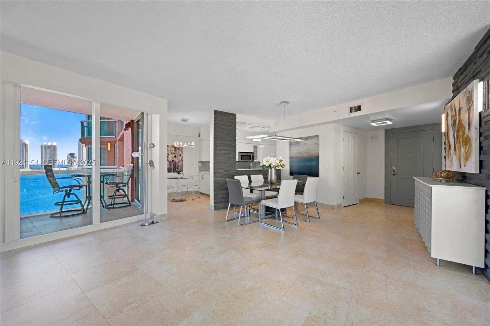 Small Image of 3370 HIDDEN BAY DR #1606, Aventura Number 8